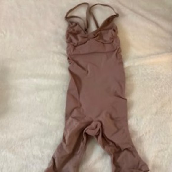 SKIMS (Sienna) Sculpting Bodysuit Mid Thigh w/Open Gusset-NWOT 2x/3x - Picture 3 of 4
